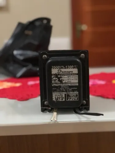 TRANSFORMADOR BIVOLT 2000 VA - 1300