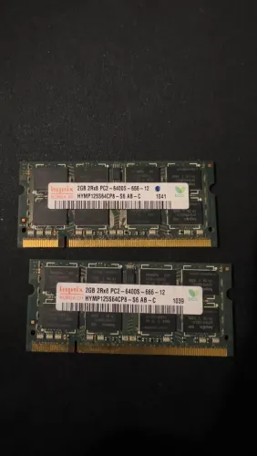 Kit 2 Memórias RAM Hynix DDR2 4GB para Notebook (2x2GB)