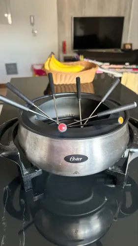Panela elétrica de fondue Oster