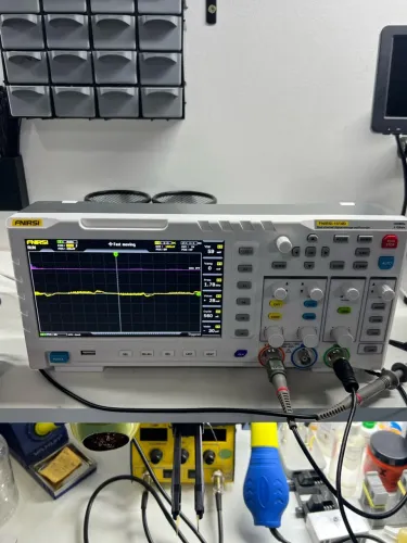Osciloscópio Fnirsi 1014D