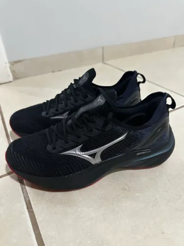 Tênis mizuno tamanho 35