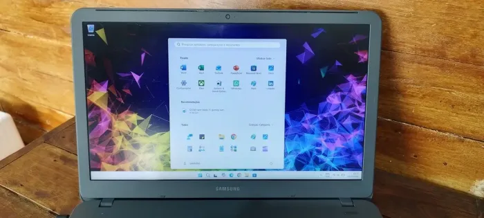 Notebook Samsung i3 7gen, SSD M2 480Gb 1mil à vista