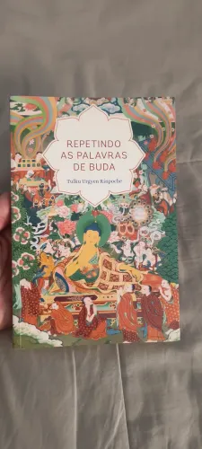 Livro Repetindo as palavras de Buda