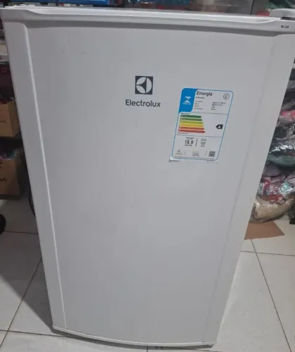 Frigobar Novo Novo 122L Electrolux