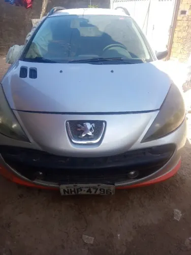 Peugeot 207 SW Escapade 1.6 16V Flex 5P 2009
