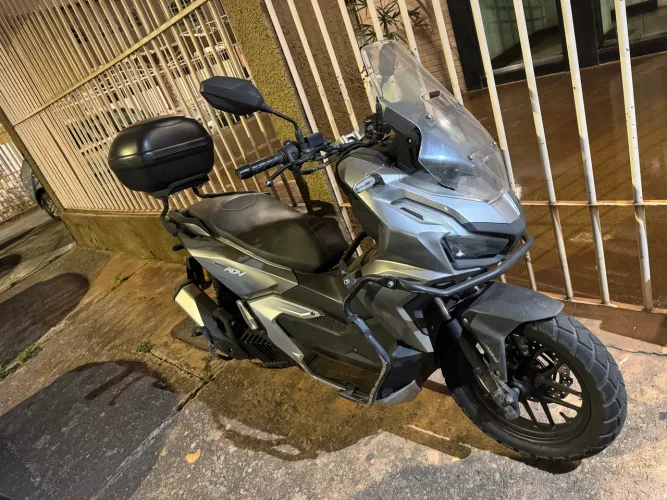 Moto Honda ADV 2025