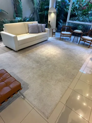 Tapete Off White Luxo - Tamanho Especial 2.5m x 3.5m