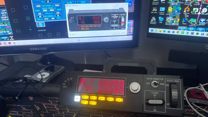 Simulador de Voo - Pro Flight Multi Panel (Logitech/Saitek)