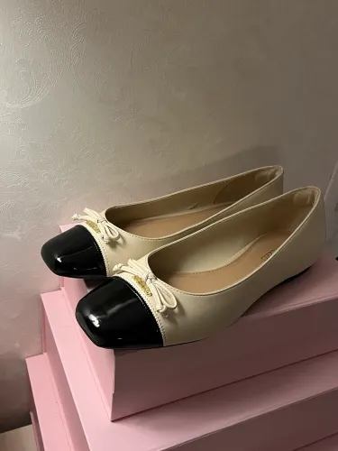 Sapatilha Off-White Arezzo