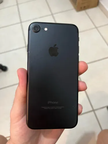 IPhone 7 usado (Sem avarias - Funcionando 100%)