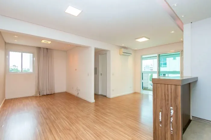 Apartamento com 2 quartos ( 1 suíte ), à venda - Portão