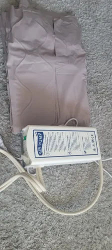 colchão pneumático com sistema de alívio de pressão