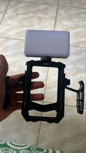 Cage para celular