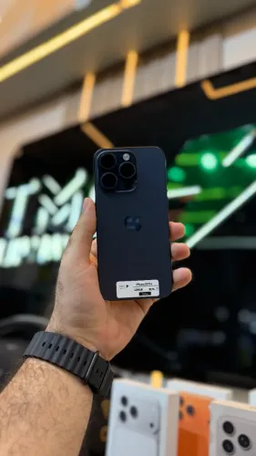 iPhone 15 Pro, 128GB