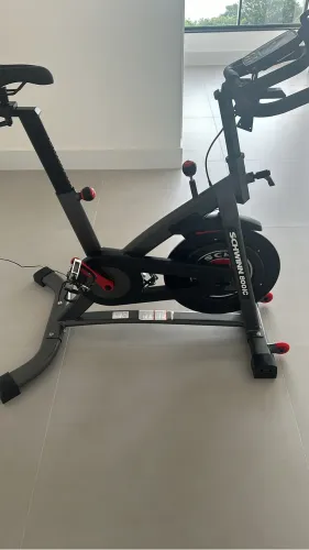 Bicicleta indor schwinn 800IC