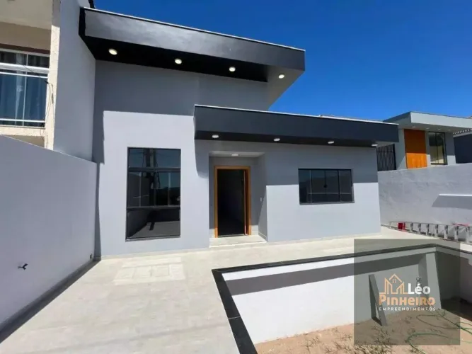 Casa de Condominio em Vale das Palmeiras - Macaé