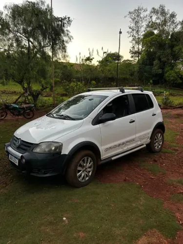 Volkswagen Crossfox 1.6 MI Total Flex 8V 5P 2010
