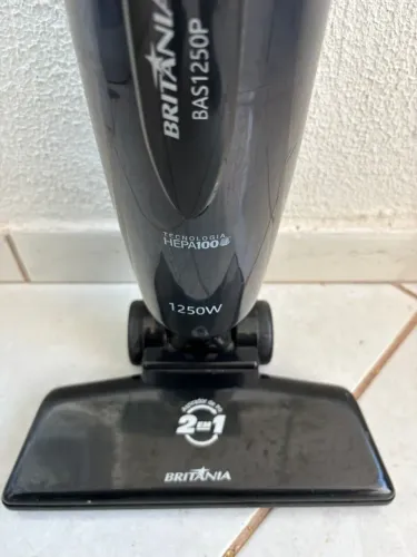 Aspirador de pó Britania BAS1250P