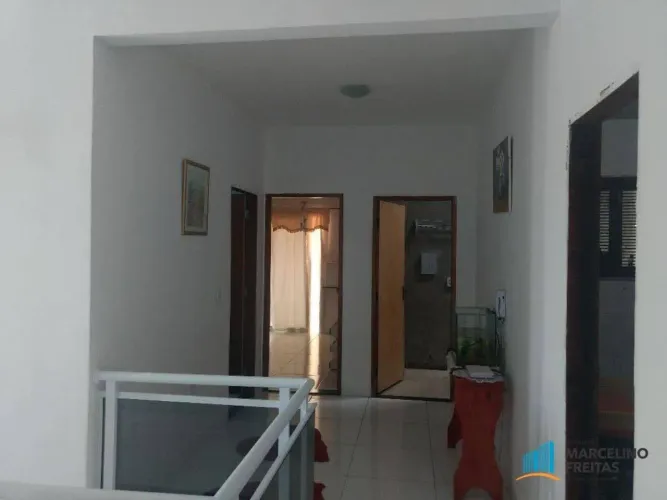 Vendo casa de andar