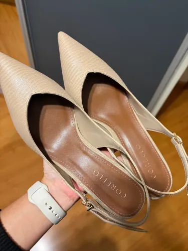 Scarpin Corello Couro Nude