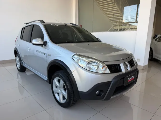 Renault Sandero Stepway Flex 1.6 16V 5P 2011