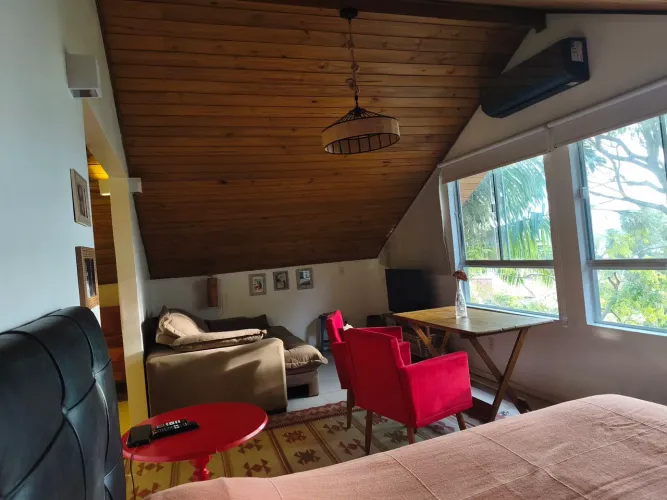 Loft com linda vista para lagoa