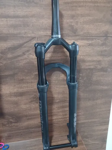 Suspensão Manitou Boost 29