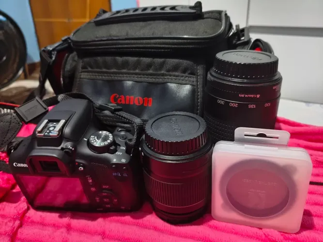 Kit Câmera Canon EOS Rebel T7 + Lentes + Acessórios