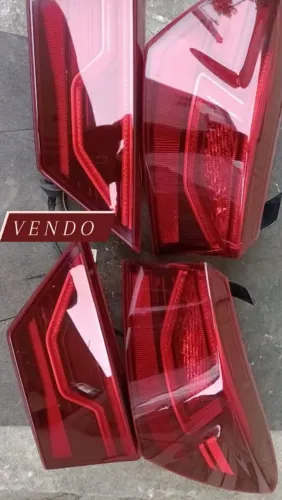 Lanterna Kia Cerato SX