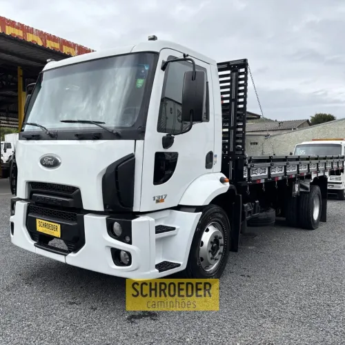 Ford cargo 1317