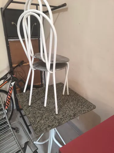 Mesa de granito 70x70cm