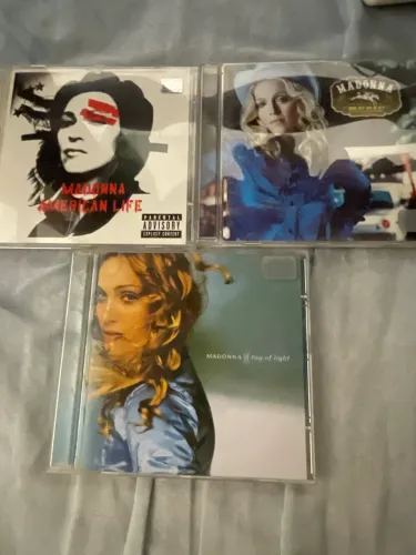 Kit 3 CDs Madonna (Music, Ray of Light, American Life)