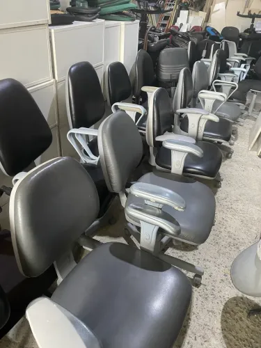 Cadeiras ergonômicas da Flexform giratórias