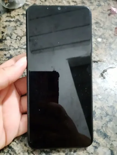 Vendo celular 350.