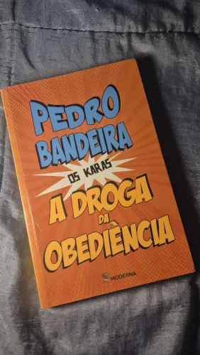Livro A Droga Da Obediência, em perfeito estado!
