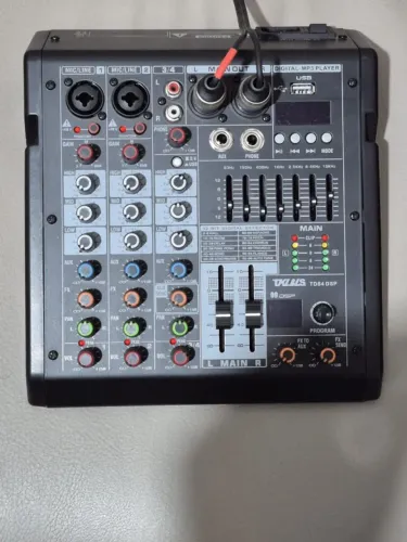 Mesa De Som 4 Canais Mixer 99 Efeitos Fx Usb Mp3 Equalizador Bluetouch 5.0