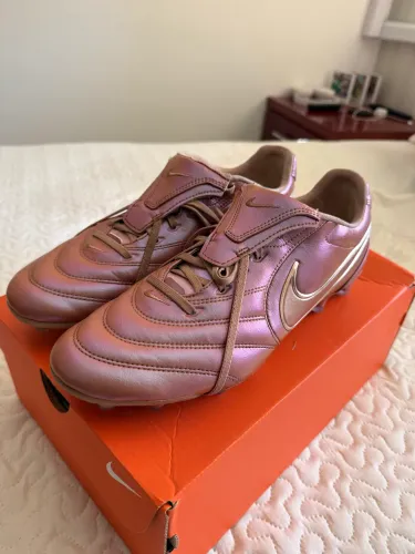 Chuteira Nike Ligera Campo