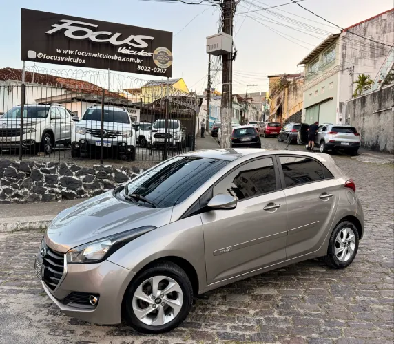 Hyundai HB20 Comfort Style 1.0 TB Flex 12V Mec. 2017