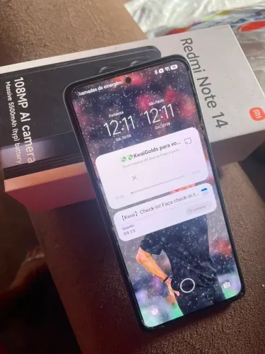 Celular em perfeito estado