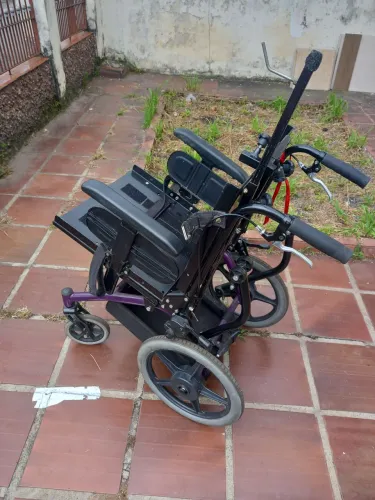 Cadeira de rodas ortobras conforma tilt