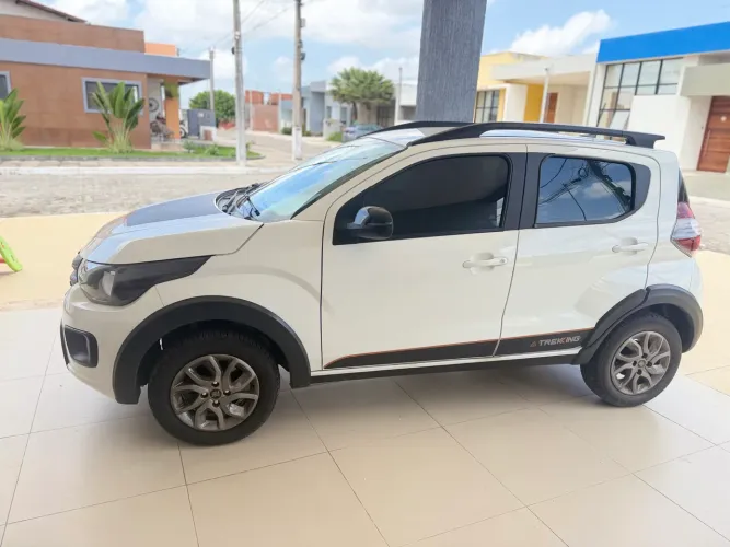 Fiat Mobi Trekking 1.0 Flex 5P 2025