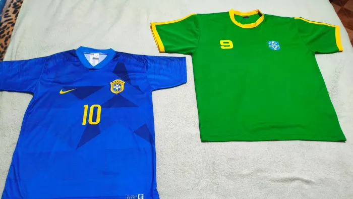 2 Camisetas da Seleção brasileira P e M