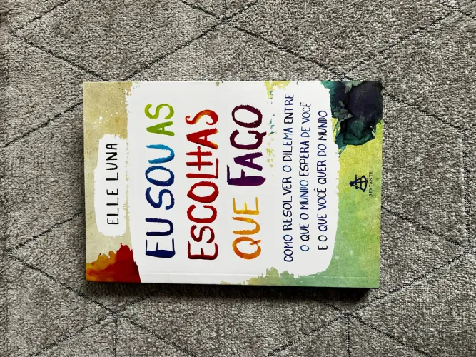 LIVRO USADO - EU SOU AS ESCOLHAS QUE FAÇO