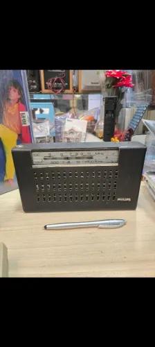 Rádio Philips Antigo