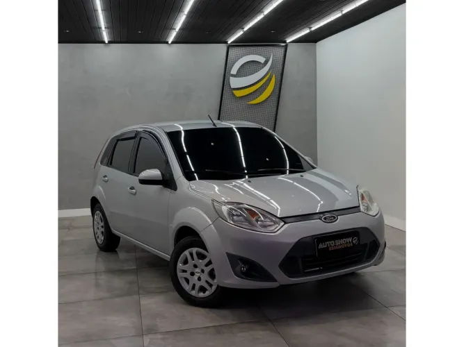 Ford Fiesta 1.0 Rocam SE Plus Hatch 8V Flex 4P Manual 2014