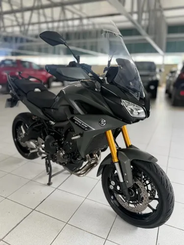 Yamaha MT-09 Tracer 900 GT 2024