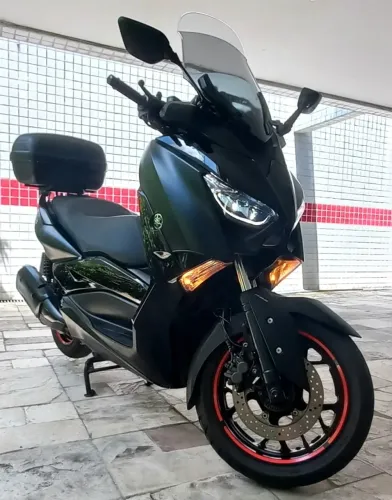 Yahama Xmax 250 22/22 só 10mil km