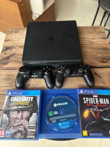 PlayStation 4 slim 1tb