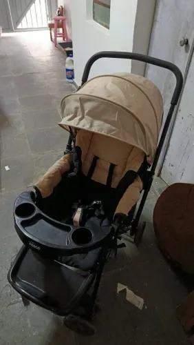 Carrinho de bebê Cosco Kids Reverse Alça Reversível