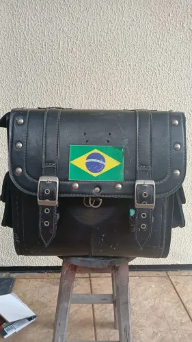 BAU PARA MOTO EM COURO SINTETICO